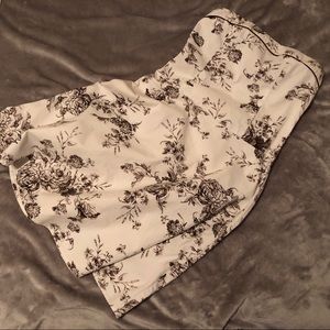 🛍 EUC Strapless Dress (Medium - Juniors 9)